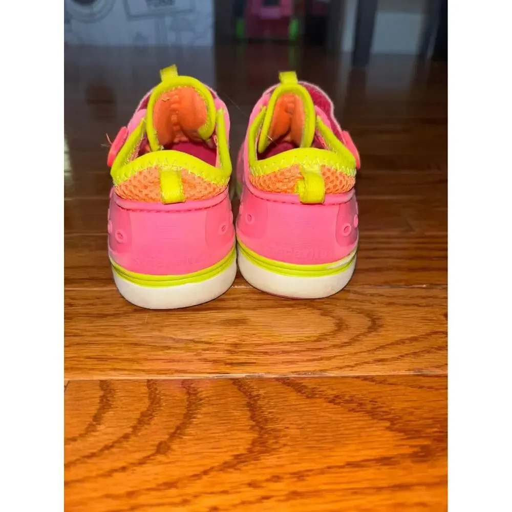 Stride Rite Girl’s 10 Pink Water Proof Sneakers Made 2 Play